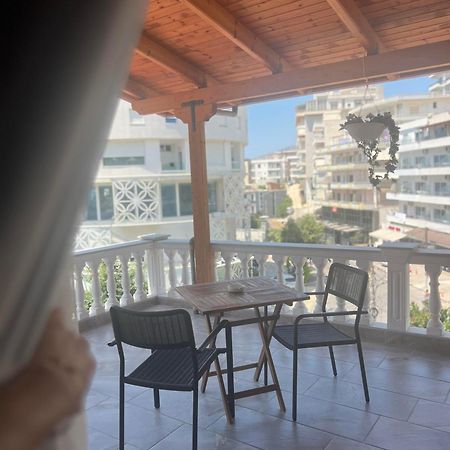 Vila Jon'A Sarande Exterior photo