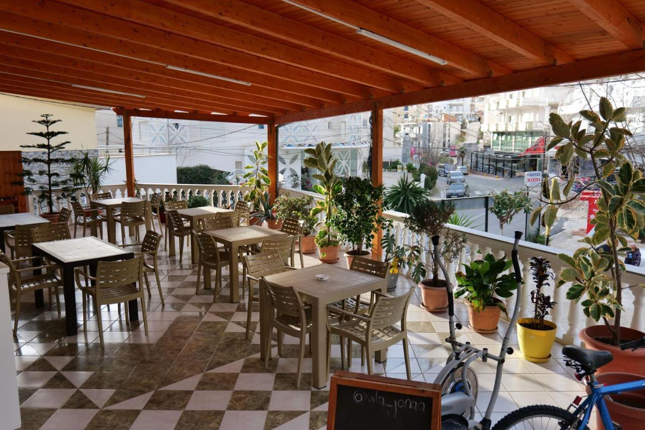 Vila Jon'A Sarande Exterior photo
