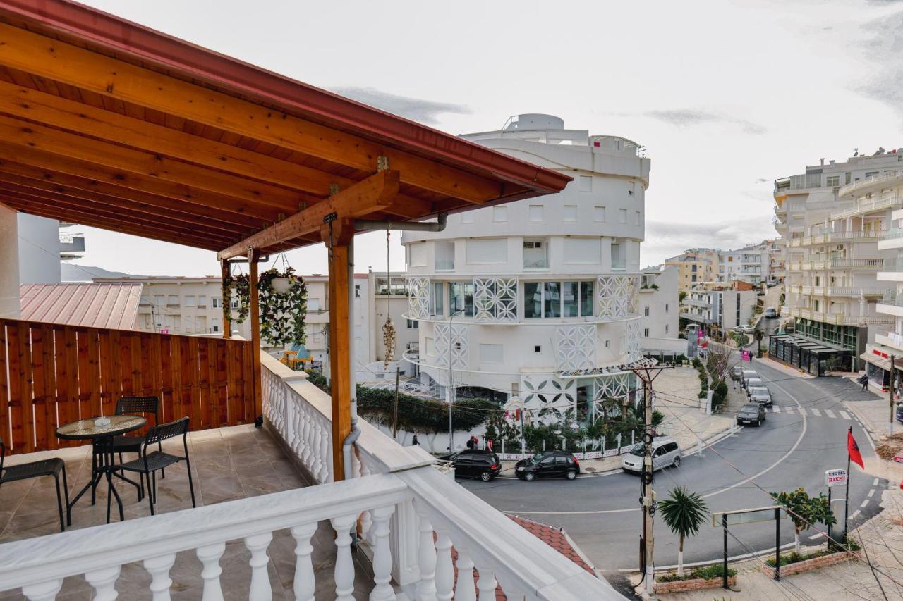 Vila Jon'A Sarande Exterior photo