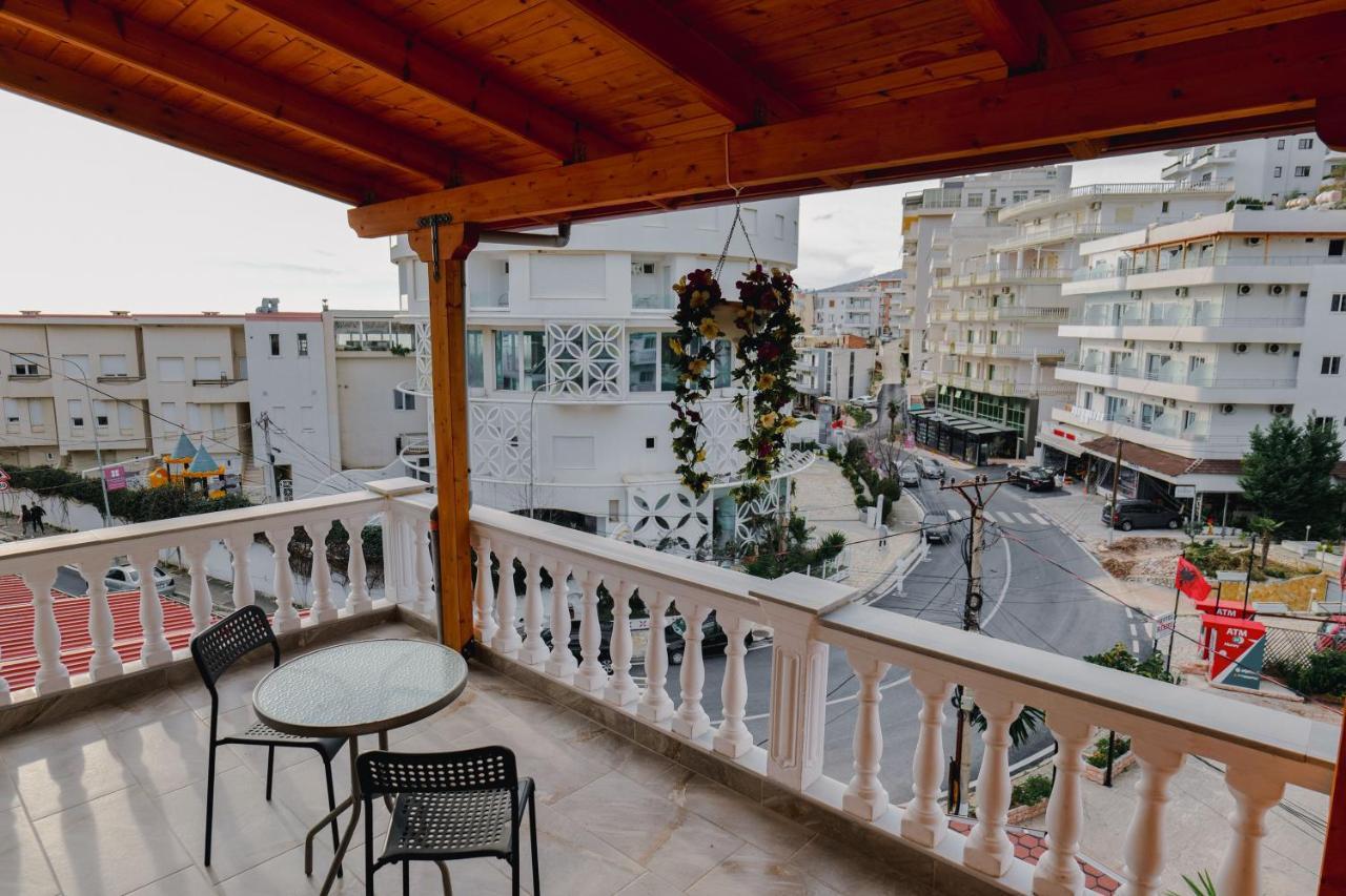 Vila Jon'A Sarande Exterior photo