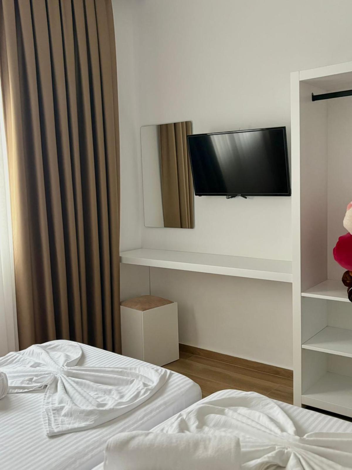 Vila Jon'A Sarande Room photo